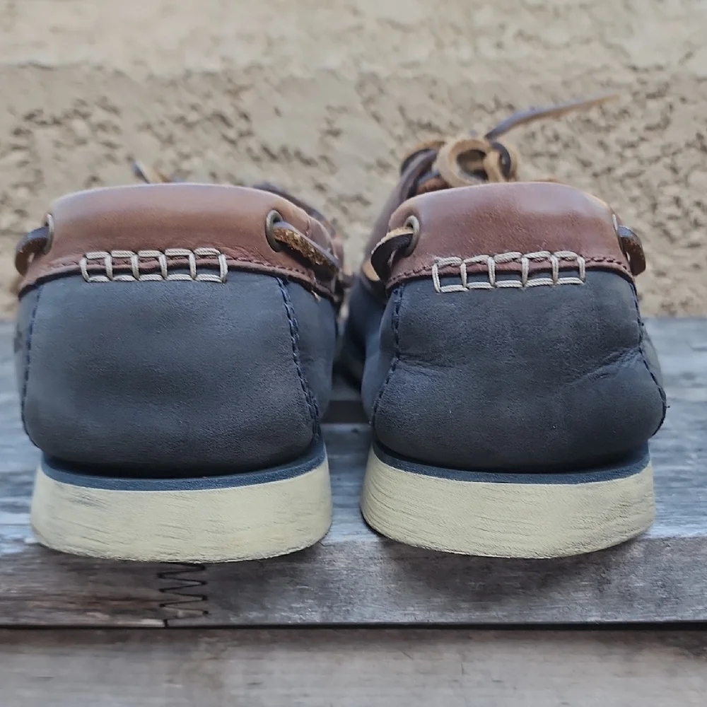 Clarks Boat Shoes with Moccasin Stitching Brown And Grey Size 9